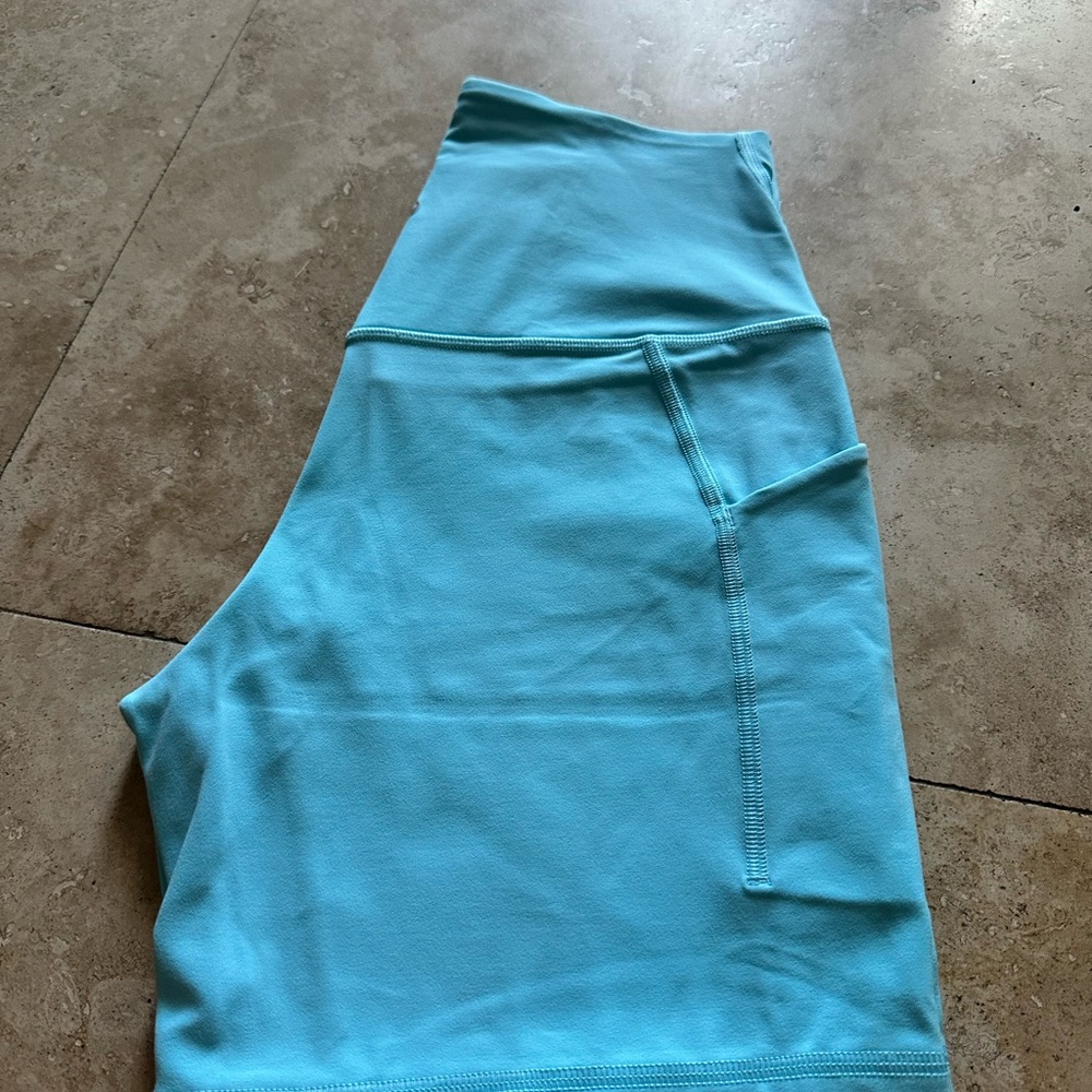 lululemon athletica Aling Shorts w/ pockets Cyan Blue 6” - Picture 2 of 5